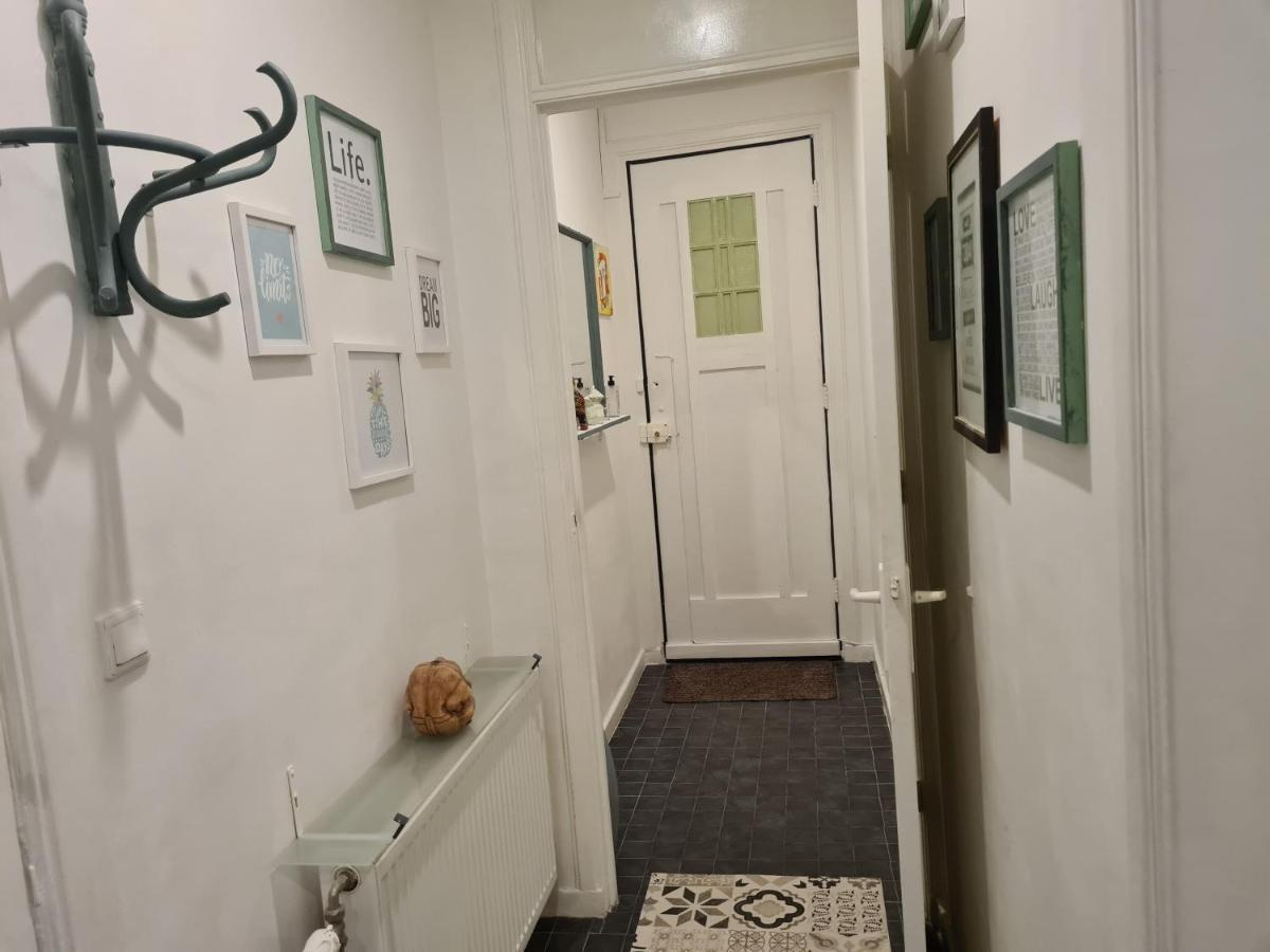 1 Bedroom 15 Min By Tram To Amsterdam Centre! المظهر الخارجي الصورة
