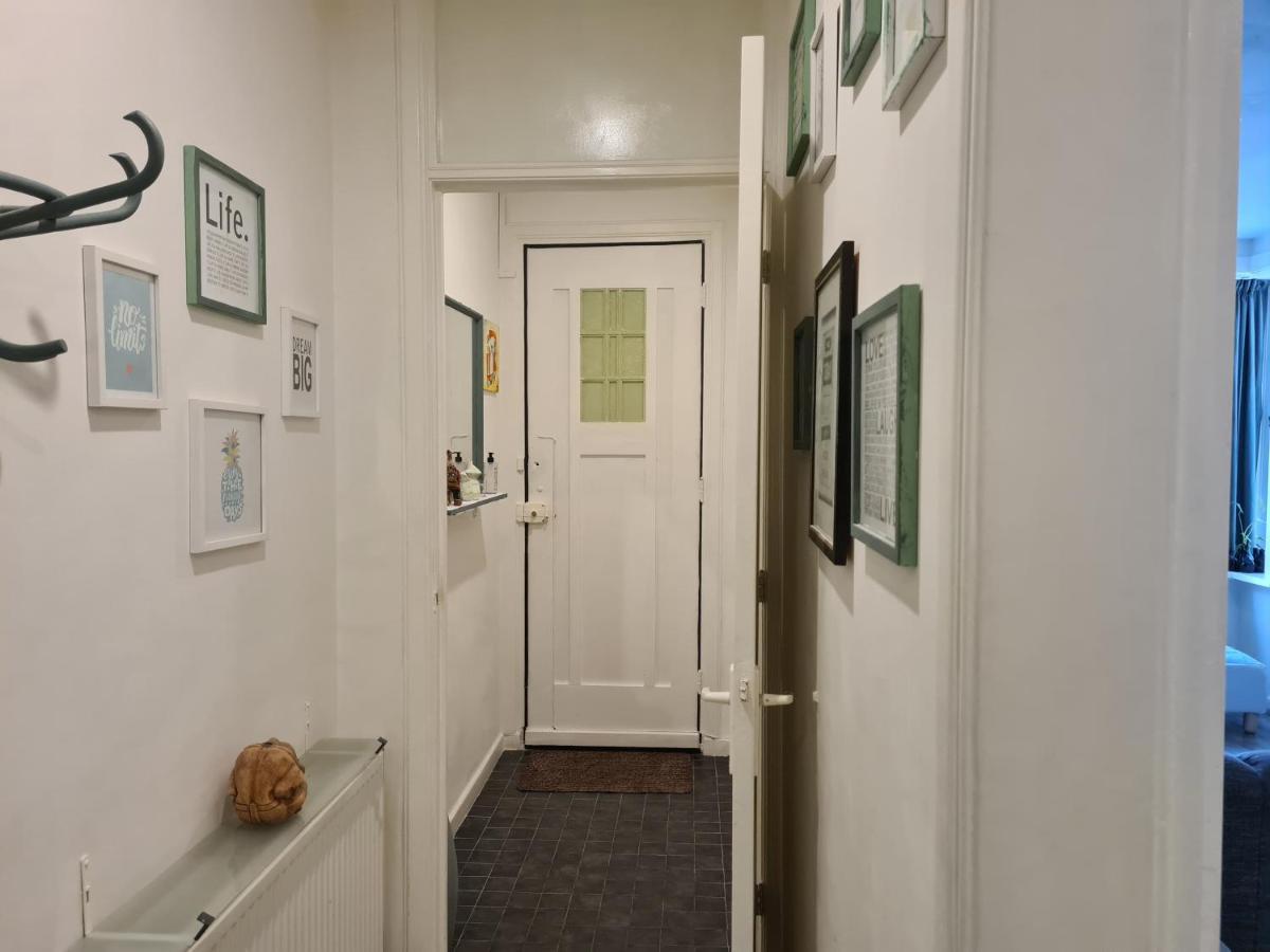 1 Bedroom 15 Min By Tram To Amsterdam Centre! المظهر الخارجي الصورة